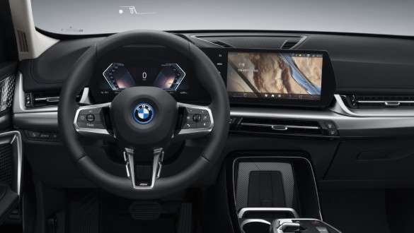 BMW iX1
